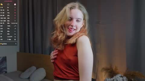 Snapshot of fernandafurfey chatting on March 4, 1:11 am Rachel online show from March 4, 1:11 am