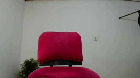 Snapshot of fernandez_latinblack chatting on December 21, 4:30 am fernandez_latinblack online show from December 21, 4:30 am