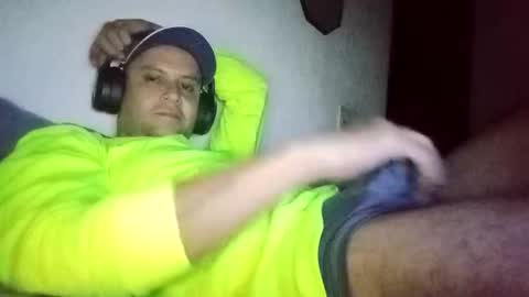 Snapshot of fernandogdl2020 chatting on February 22, 10:58 am fernandogdl2020 online show from February 22, 10:58 am