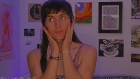 Snapshot of fernydew chatting on January 18, 11:11 am Fern next stream 430pm Monday PST online show from January 18, 11:11 am