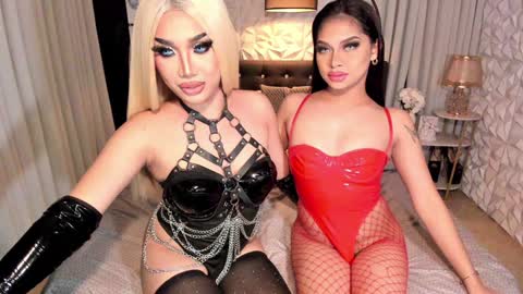 Snapshot of ferocioushollyfuckingts chatting on December 5, 10:12 am Miss Holly online show from December 5, 10:12 am