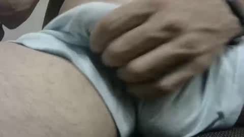 fescarf1991 online show from December 3, 2:41 am