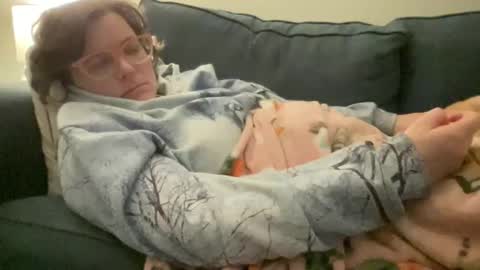 Snapshot of fetishamateurjh chatting on February 27, 8:17 am fetishamateur online show from February 27, 8:17 am