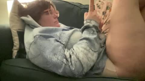 Snapshot of fetishamateurjh chatting on March 9, 5:22 am fetishamateur online show from March 9, 5:22 am