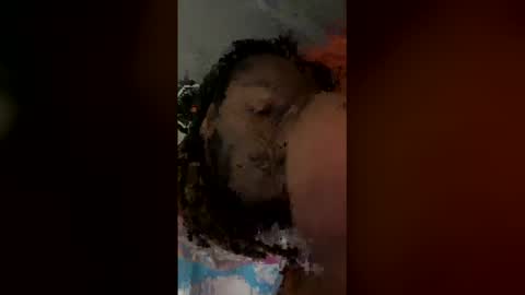 fettifinesor online show from December 17, 4:51 am