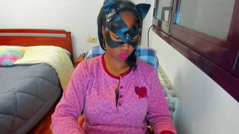 Snapshot of fexiblebody chatting on December 24, 11:17 am FEXIBLEBODY followe guys in chaturbatehello b online show from December 24, 11:17 am