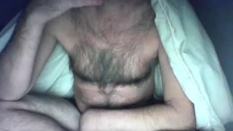 Snapshot of feyo123 chatting on December 1, 8:20 pm Beachmancan online show from December 1, 8:20 pm