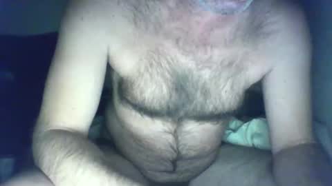 Snapshot of feyo123 chatting on January 18, 10:39 pm Beachmancan online show from January 18, 10:39 pm