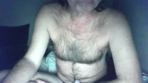 Snapshot of feyo123 chatting on February 5, 2:40 am Beachmancan online show from February 5, 2:40 am