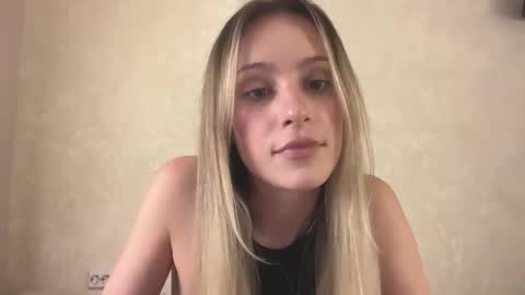 Lisa online show from December 14, 10:42 am