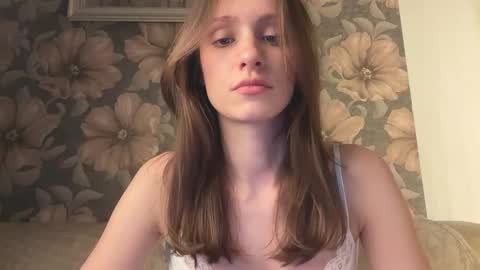 Snapshot of fflloowweerr chatting on February 25, 2:37 pm Lisa online show from February 25, 2:37 pm