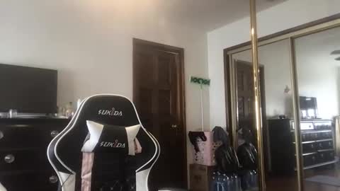 fgsammie online show from November 22, 8:30 pm