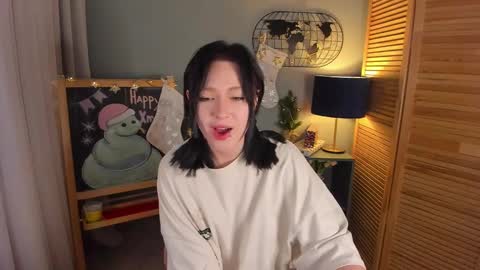 Snapshot of fiamoory chatting on January 4, 11:33 am fiamoory online show from January 4, 11:33 am