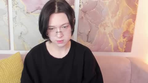 fiamoory online show from February 28, 2:45 am