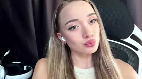 Eva online show from June 18, 8:14 am