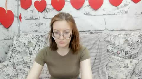 Mary online show from April 25, 8:39 am