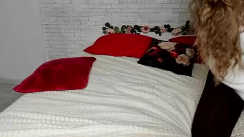 Fiery Stella online show from February 28, 7:53 am