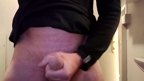 fifi010203 online show from October 28, 12:03 am