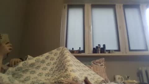 Snapshot of filipek757 chatting on October 18, 8:48 am filipek757 online show from October 18, 8:48 am