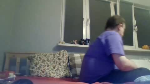 Snapshot of filipek757 chatting on November 9, 8:29 pm filipek757 online show from November 9, 8:29 pm