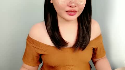 Snapshot of filipina_oh_carol chatting on April 27, 1:53 pm miss carol online show from April 27, 1:53 pm