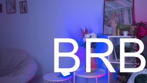 Snapshot of filipinaadams chatting on December 6, 2:28 pm cap and Lana online show from December 6, 2:28 pm