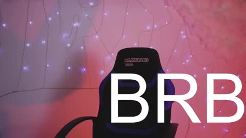 Snapshot of filipinaadams chatting on January 8, 11:10 am cap and Lana online show from January 8, 11:10 am