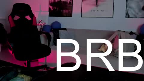 Snapshot of filipinaadams chatting on February 6, 11:10 am cap and Lana online show from February 6, 11:10 am