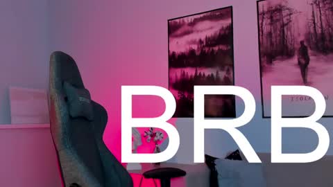 Snapshot of filipinaadams chatting on February 22, 8:18 am cap and Lana online show from February 22, 8:18 am