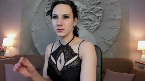 Honey Ill be waiting for you Tue Wed Thu Fri Sat Sun 10am-5pm online show from January 31, 10:10 am