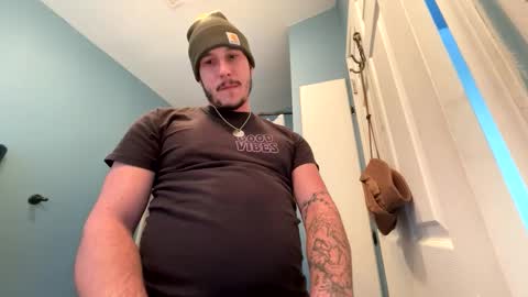 Snapshot of fillyouupp69 chatting on January 15, 1:59 pm fillyouupp69 online show from January 15, 1:59 pm