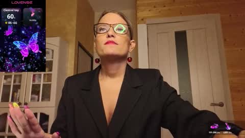 Lady online show from September 14, 2:49 pm