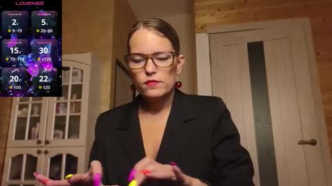 Lady online show from September 16, 6:53 pm