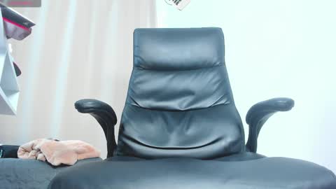 FindomGuyXXX online show from September 10, 9:42 am