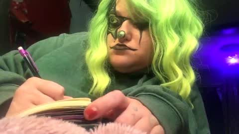 Snapshot of findommefoxi chatting on January 21, 7:47 am findommefoxi online show from January 21, 7:47 am