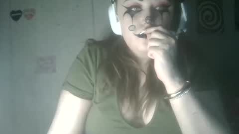 Snapshot of findommefoxi chatting on January 18, 11:58 am findommefoxi online show from January 18, 11:58 am