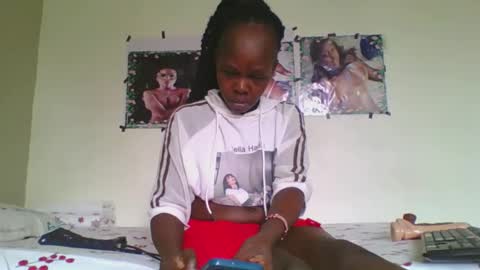 Snapshot of fine_melanin chatting on September 24, 7:55 am caro online show from September 24, 7:55 am