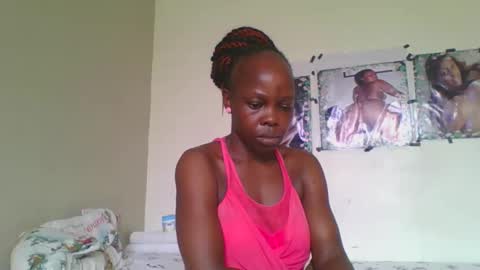Snapshot of fine_melanin chatting on October 16, 7:31 am caro online show from October 16, 7:31 am