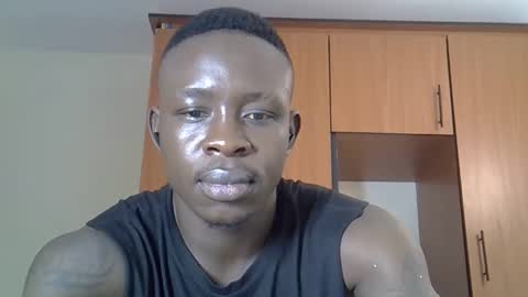 Snapshot of fineebony chatting on January 18, 9:51 pm HOT AND SWEET online show from January 18, 9:51 pm