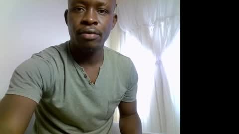 Snapshot of fineebony chatting on February 4, 4:51 am HOT AND SWEET online show from February 4, 4:51 am