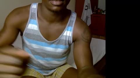 Snapshot of fineebony chatting on February 6, 11:46 am HOT AND SWEET online show from February 6, 11:46 am
