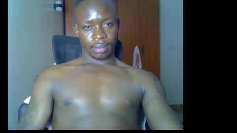 Snapshot of fineebony chatting on May 11, 11:46 pm HOT AND SWEET online show from May 11, 11:46 pm