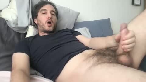 Snapshot of finelinelinefine chatting on January 5, 10:13 pm finelinelinefine online show from January 5, 10:13 pm