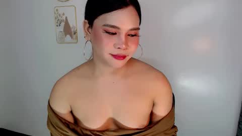Jasmine online show from April 24, 11:29 pm