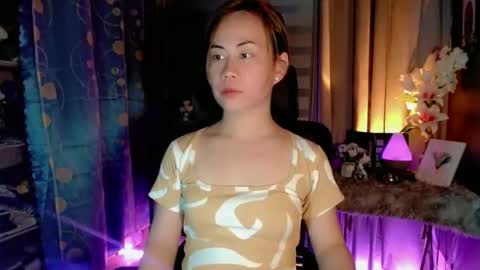 Snapshot of finestgodes_aki chatting on February 18, 4:30 am finestgodes_aki online show from February 18, 4:30 am