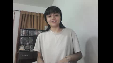 finnky1 online show from March 7, 3:47 am