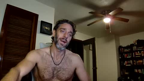 Snapshot of finnsage chatting on October 31, 11:39 pm Finn Sage online show from October 31, 11:39 pm