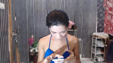 fiona908995 online show from May 10, 12:10 pm