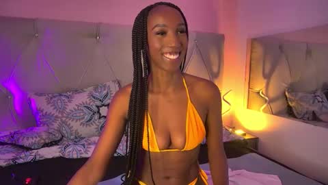 Fiorela Lenin  online show from November 18, 6:45 pm