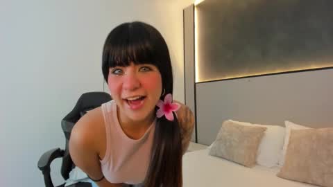 F I O R E L L A  online show from November 25, 2:55 am